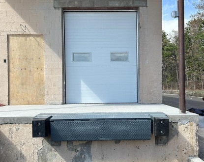 DOCK DOOR SERVICES
